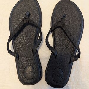 Sanuk Women’s Braided Thong Sandals - Classic Comfort